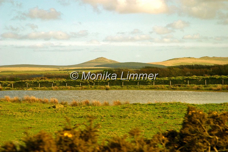 6875_kleiner See u huegel.jpg